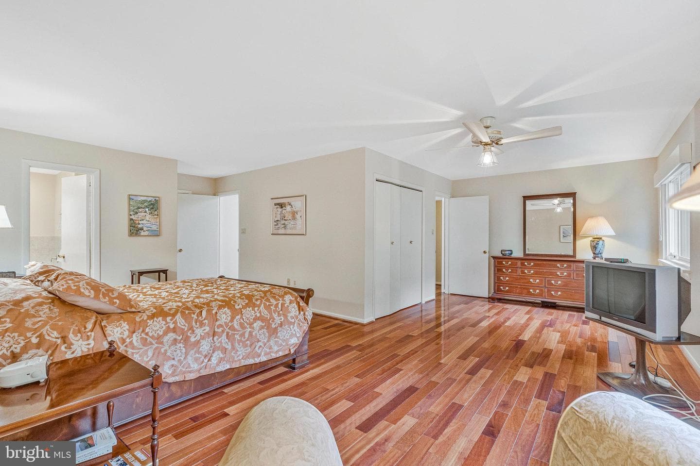 3800 Hemlock Way photo 29