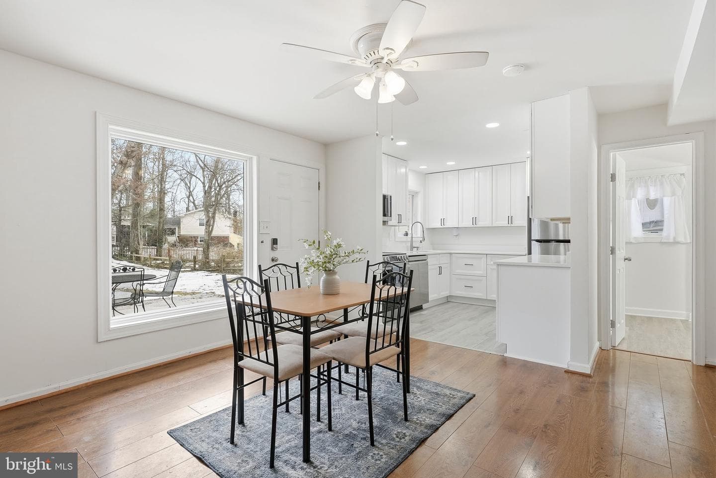 10911 Maple Street photo 4