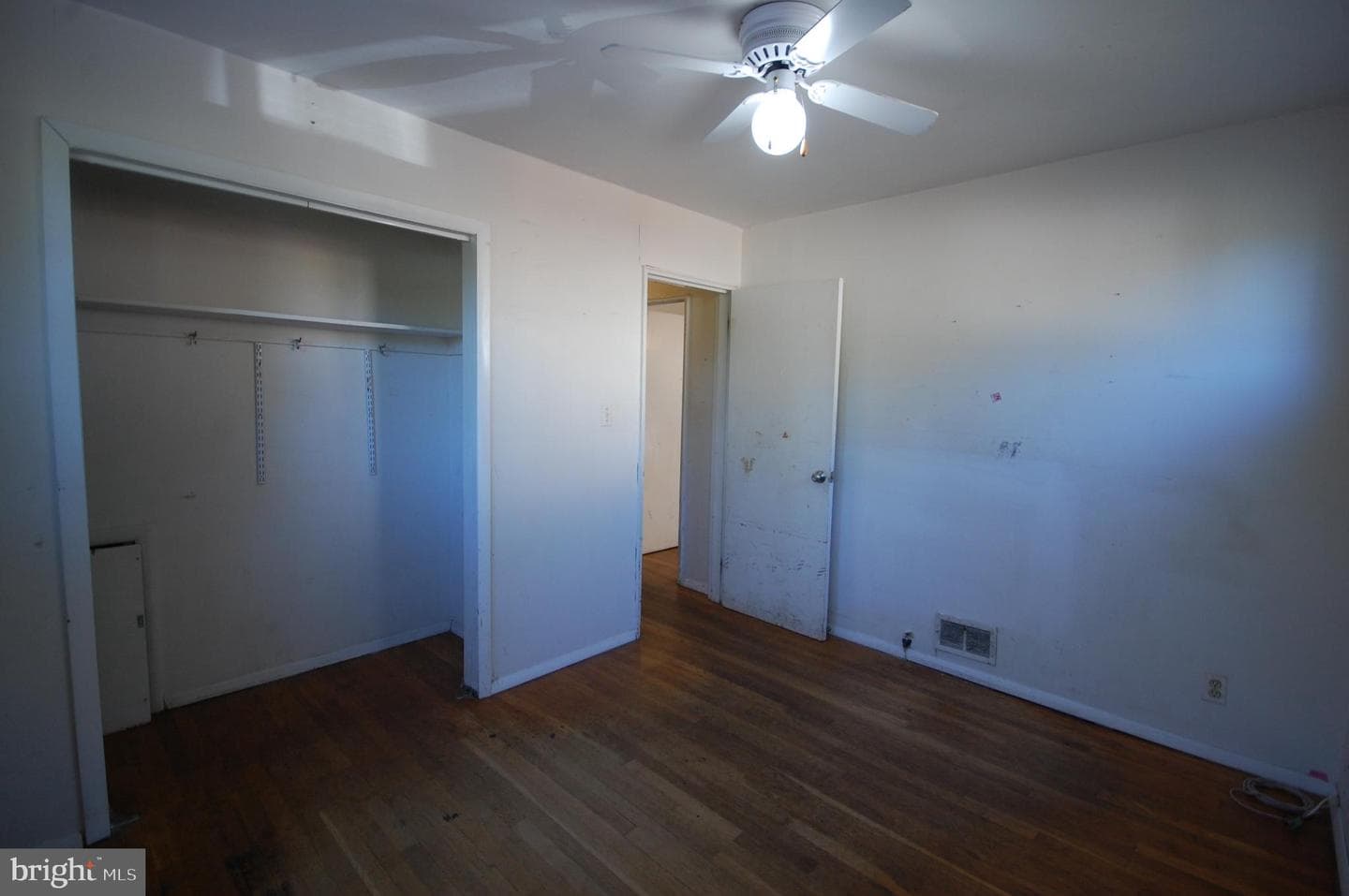 10006 Hunter Street photo 27