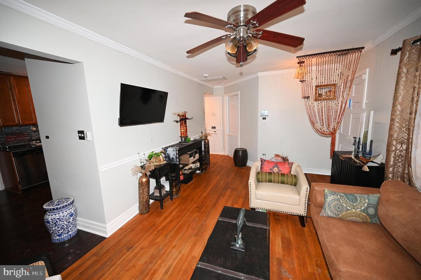 10833 Warwick Avenue photo 26