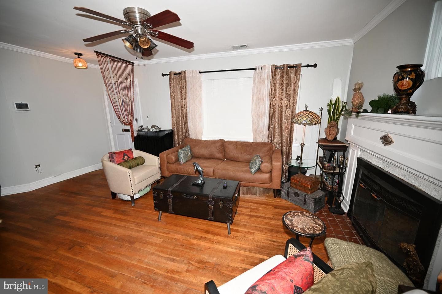 10833 Warwick Avenue photo 39