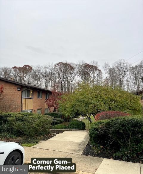 10123 Fair Woods Drive photo 2
