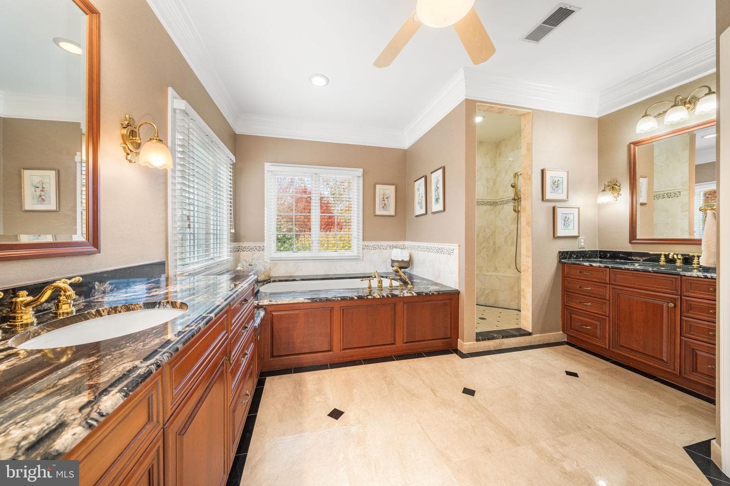 10121 Ratcliffe Manor Drive photo 54
