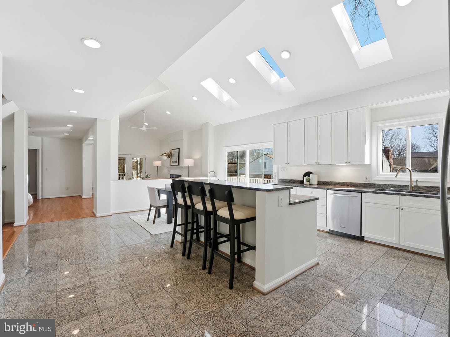 3501 Perry Street photo 11