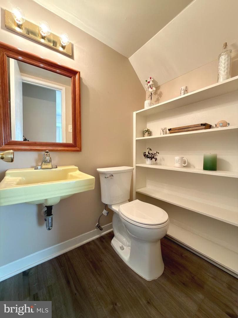 10135 Fair Woods Drive photo 29