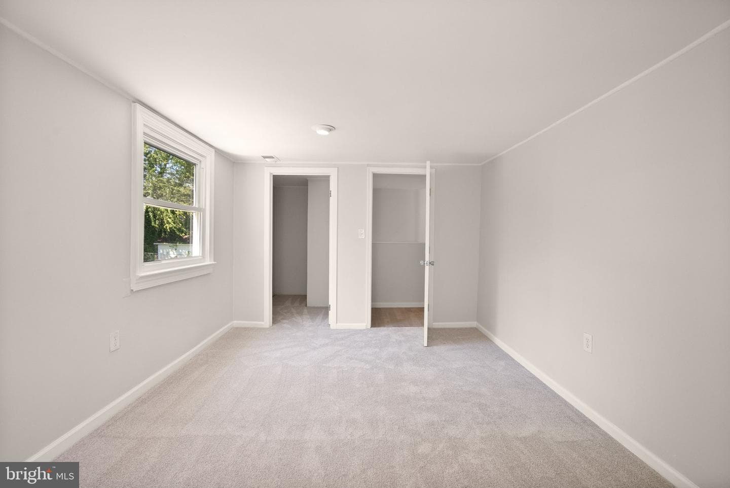 4026 Chestnut Street photo 26