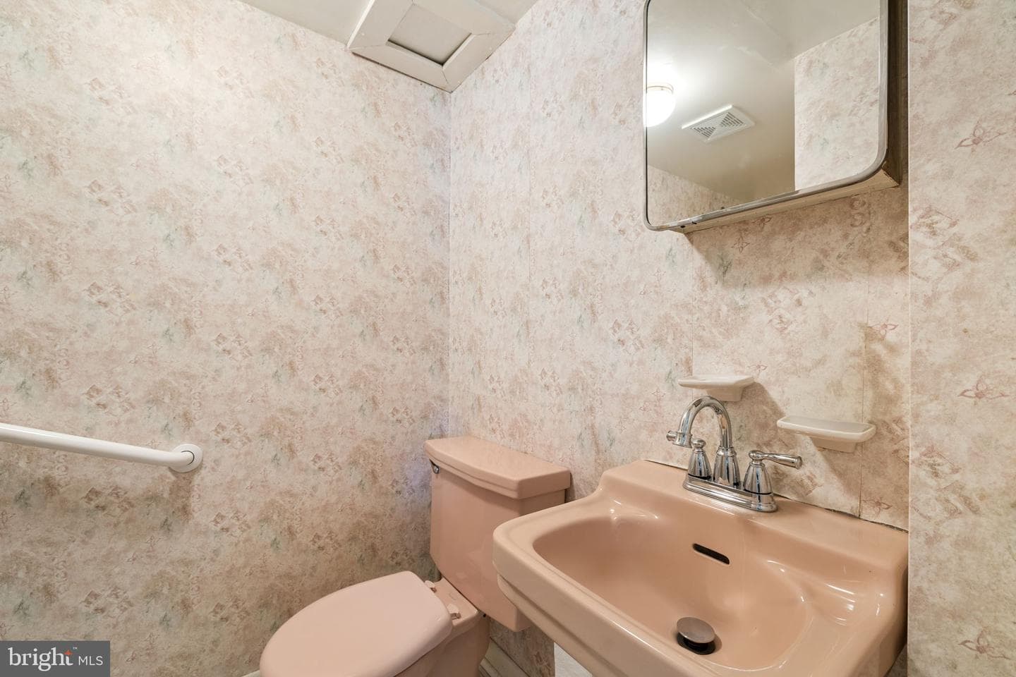 9906 Colony Road photo 31