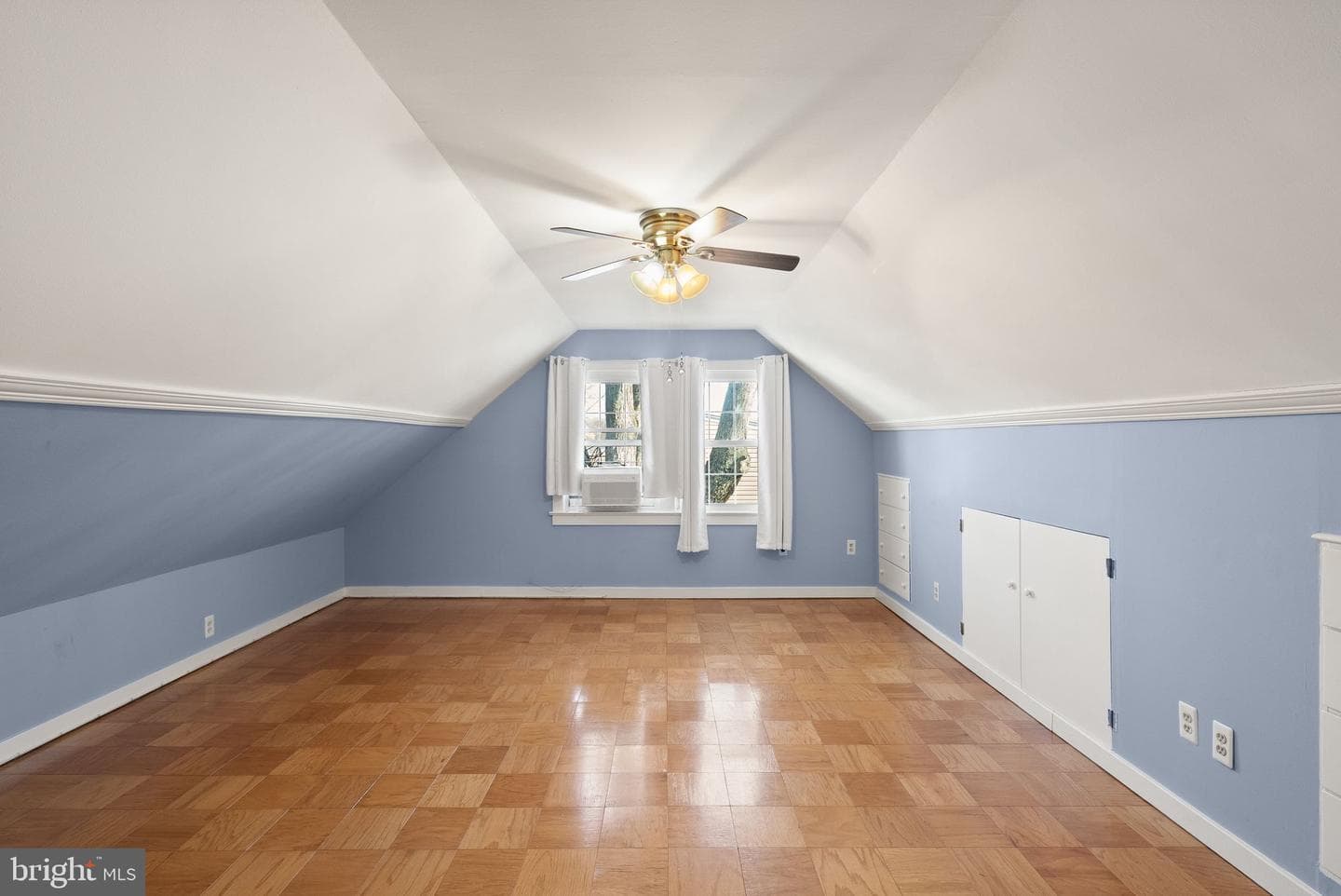 4027 Maple Street photo 29