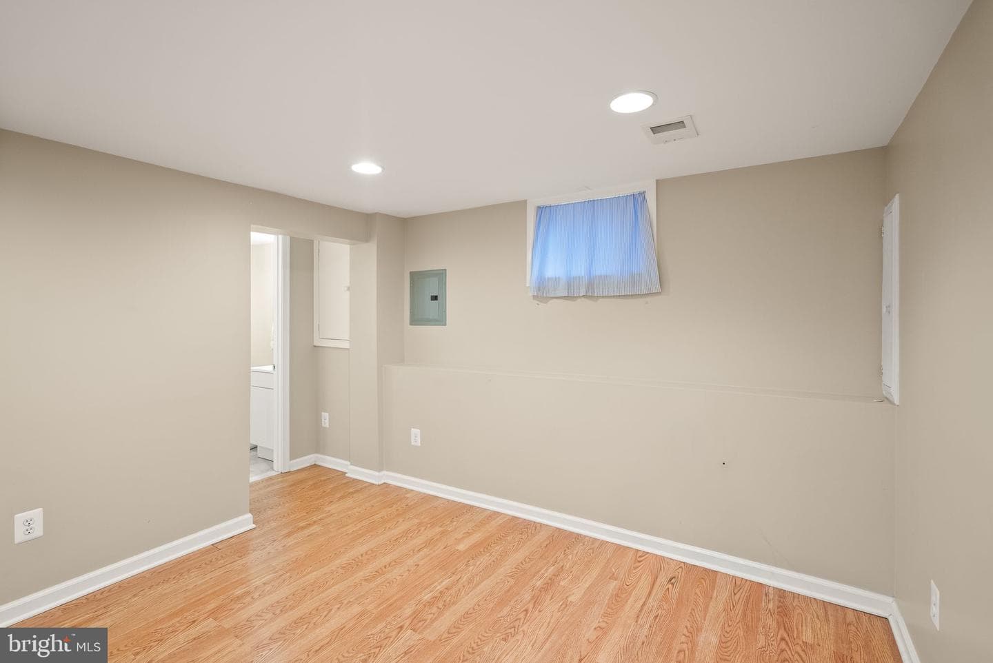 4027 Maple Street photo 42