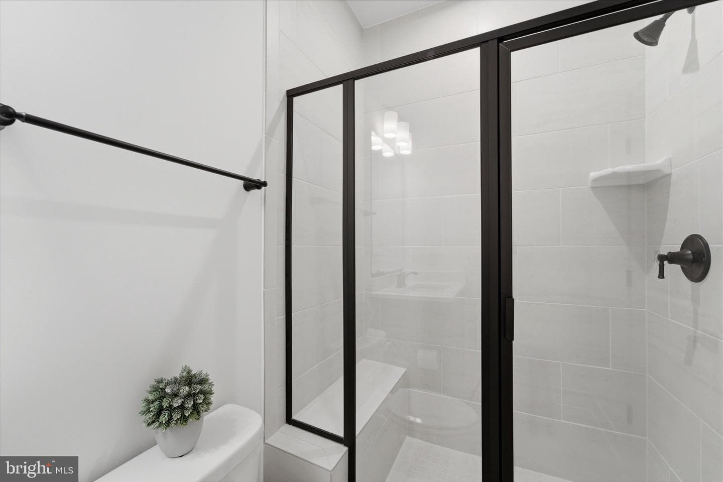 10820 Willow Terrace photo 40