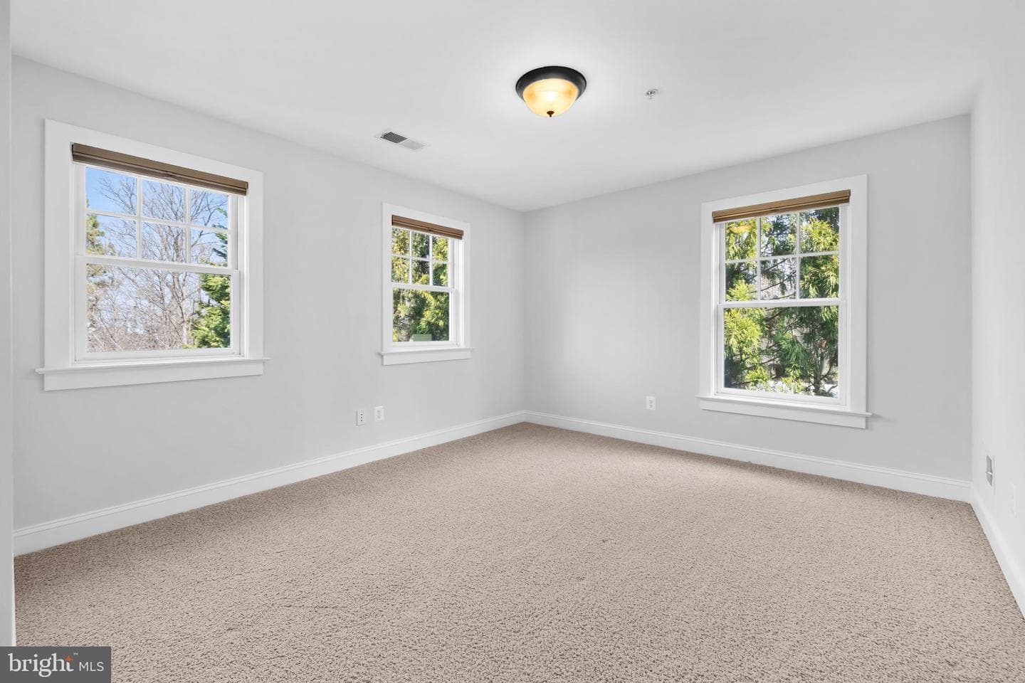 4027 Colonel Mendez Way photo 57