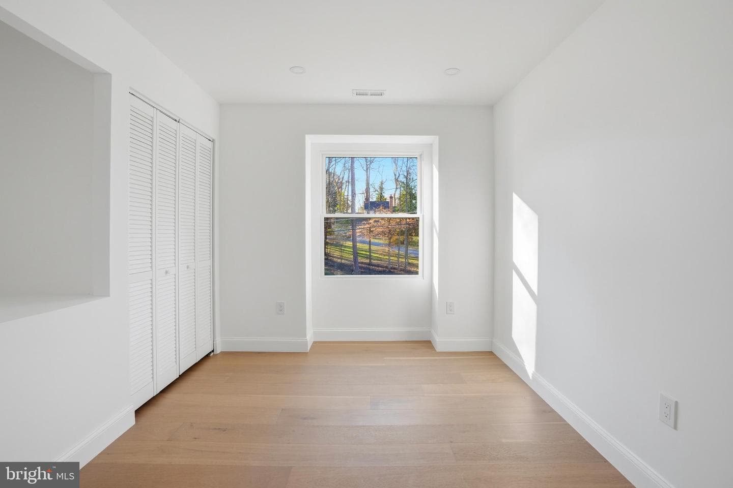 10704 Howerton Avenue photo 36