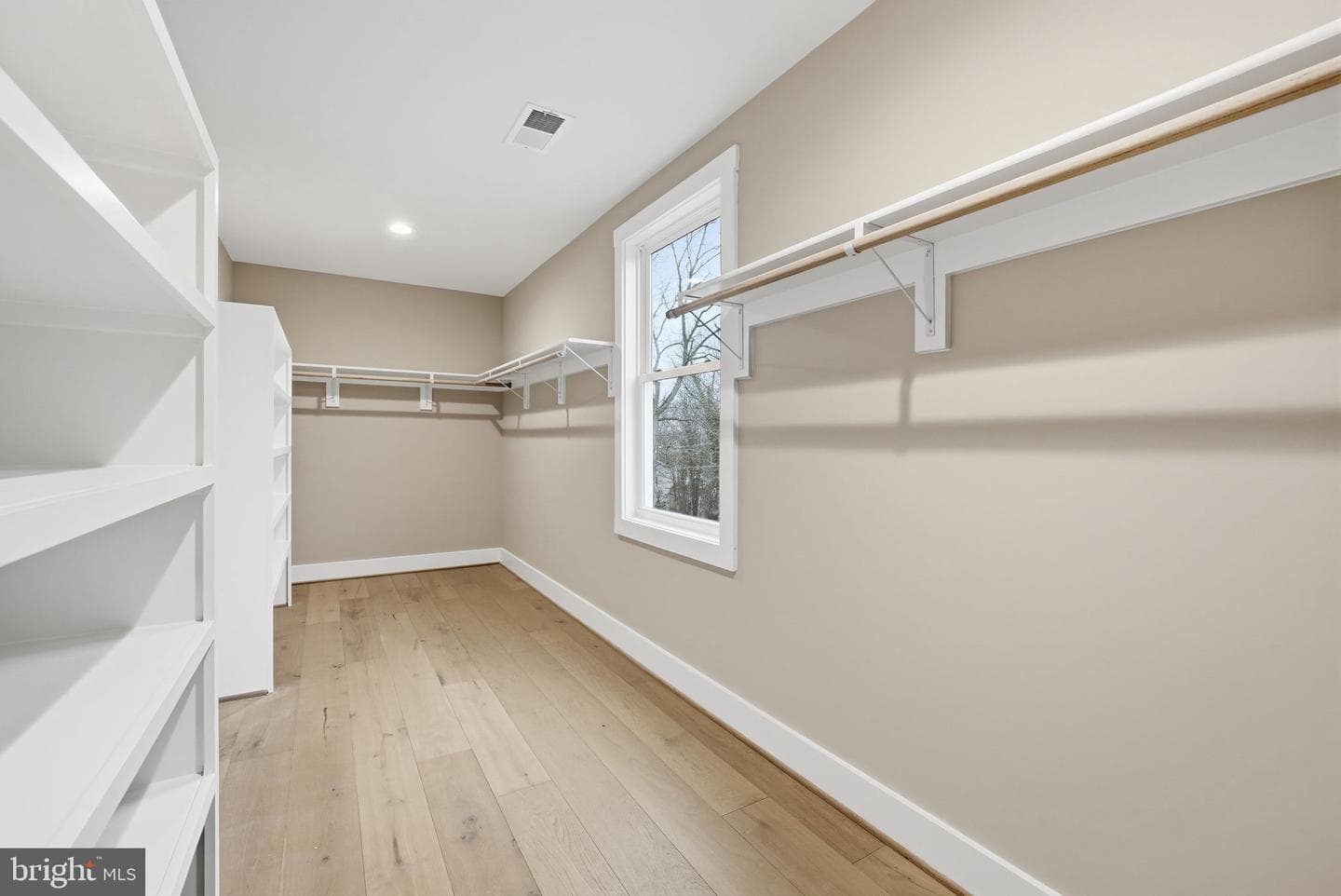 3410 Burrows Avenue photo 43
