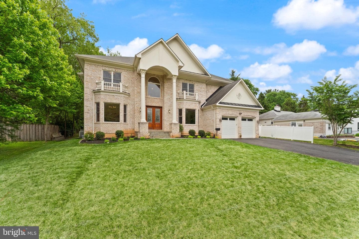 3906 Estel Road photo 4