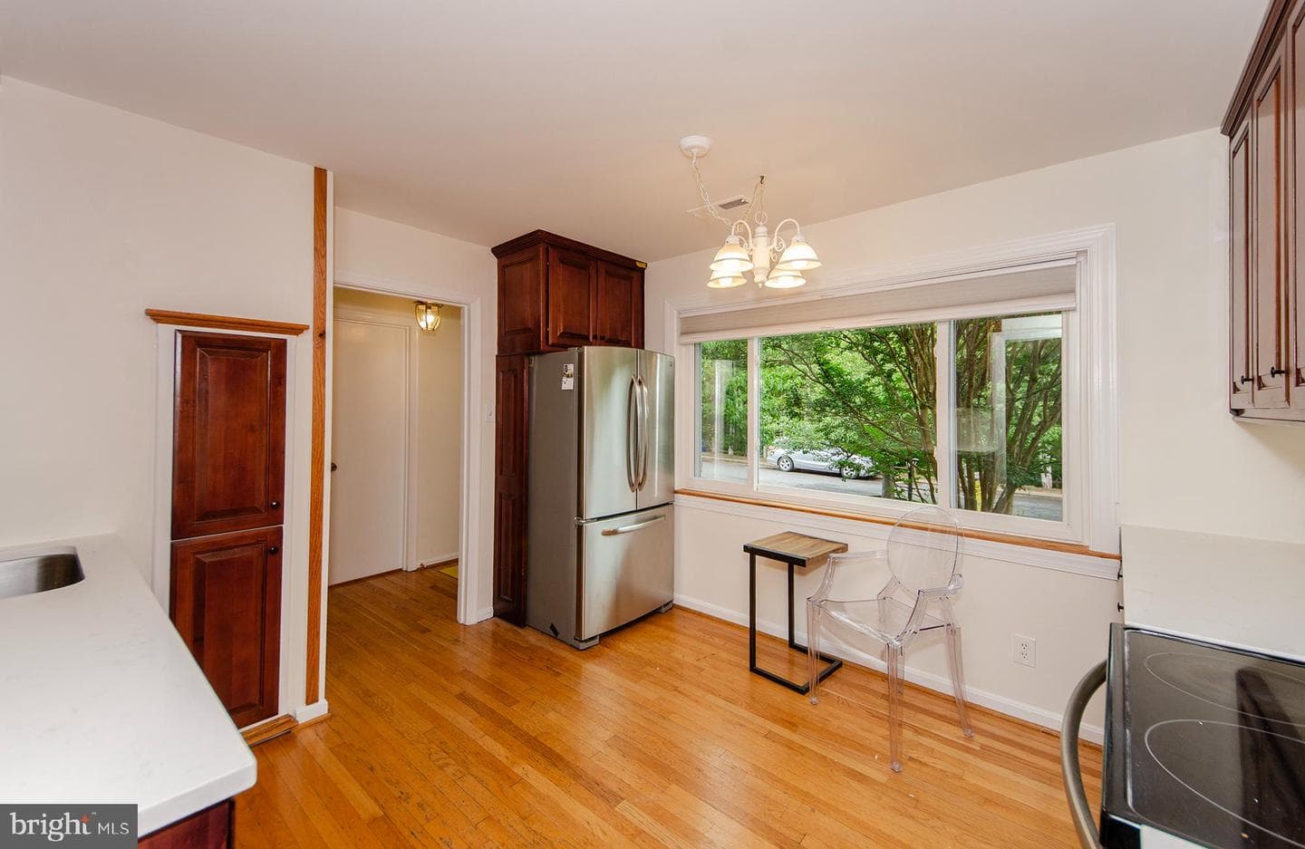 10413 Courthouse Dr photo 4