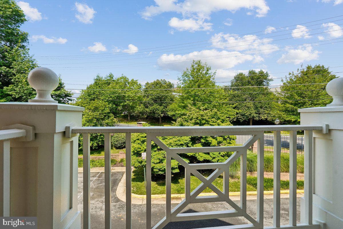 3853 Lewiston Place photo 29