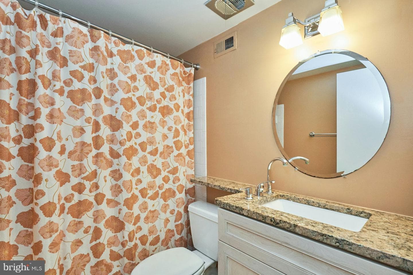 3886 University Drive photo 29