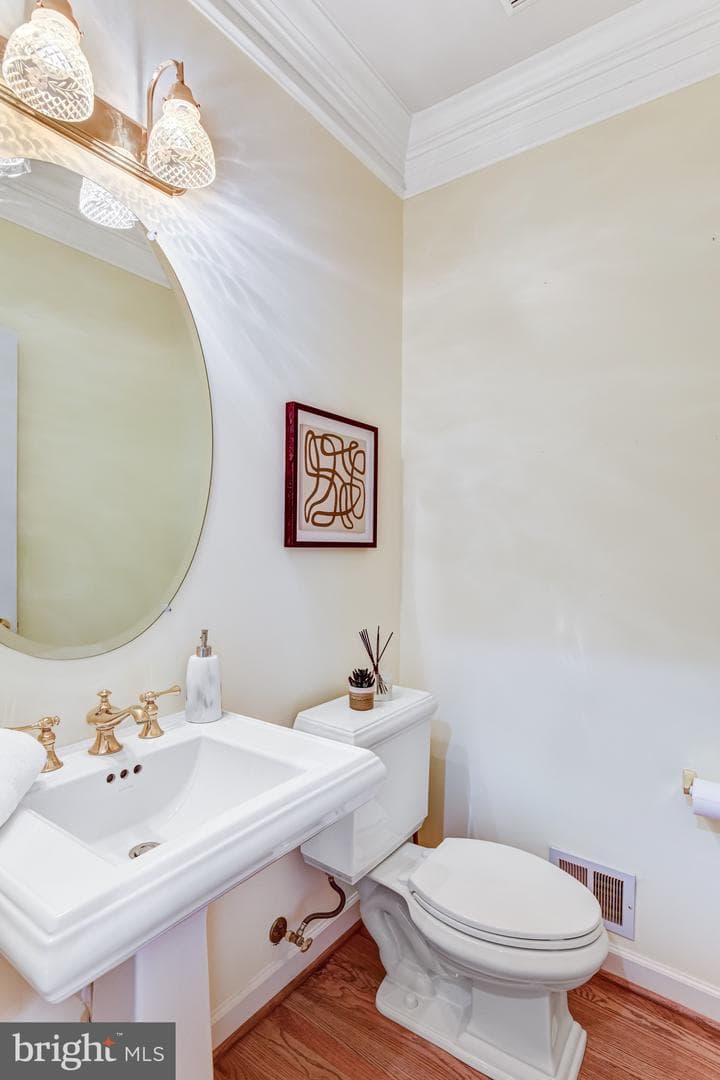 3842 Farrcroft Green photo 22