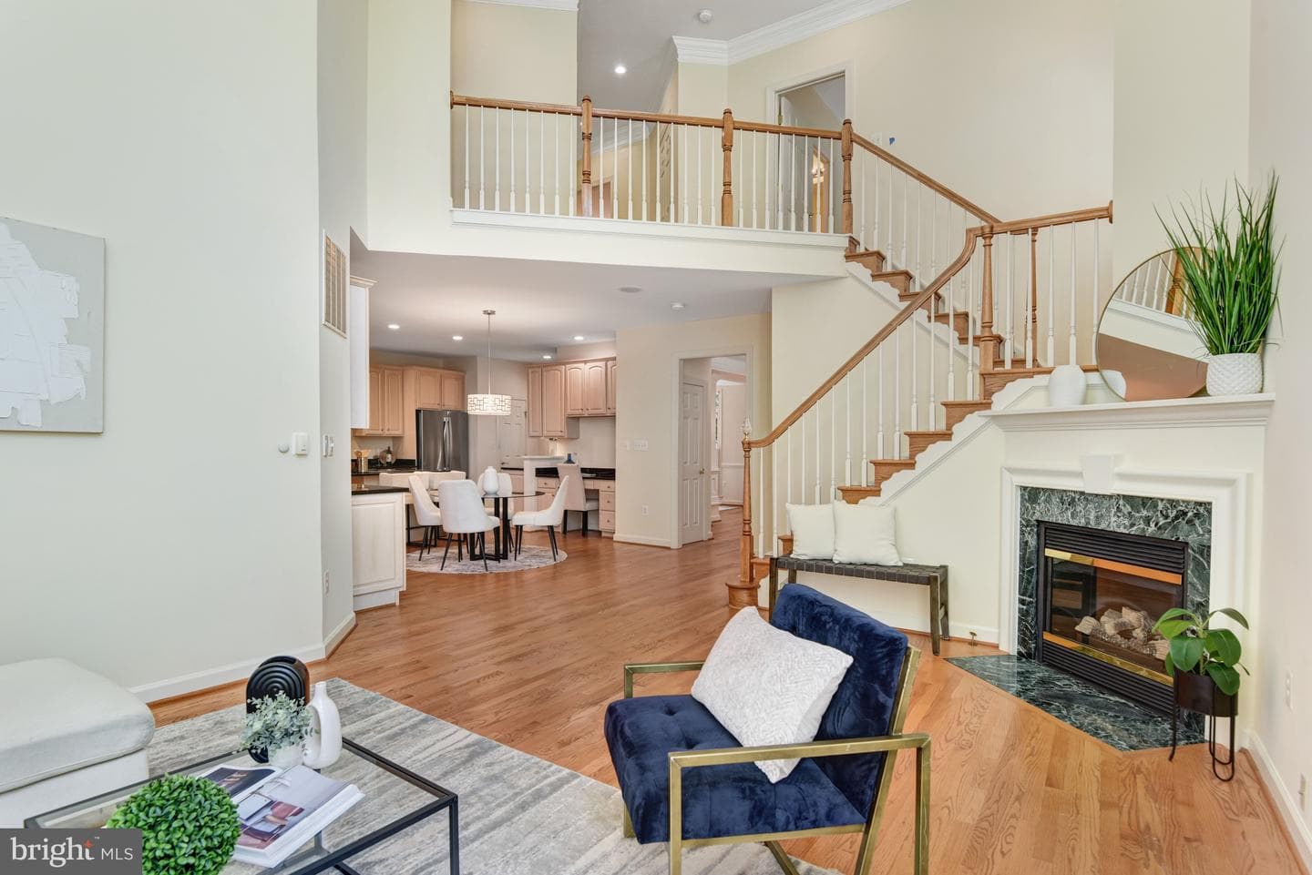 3842 Farrcroft Green photo 30