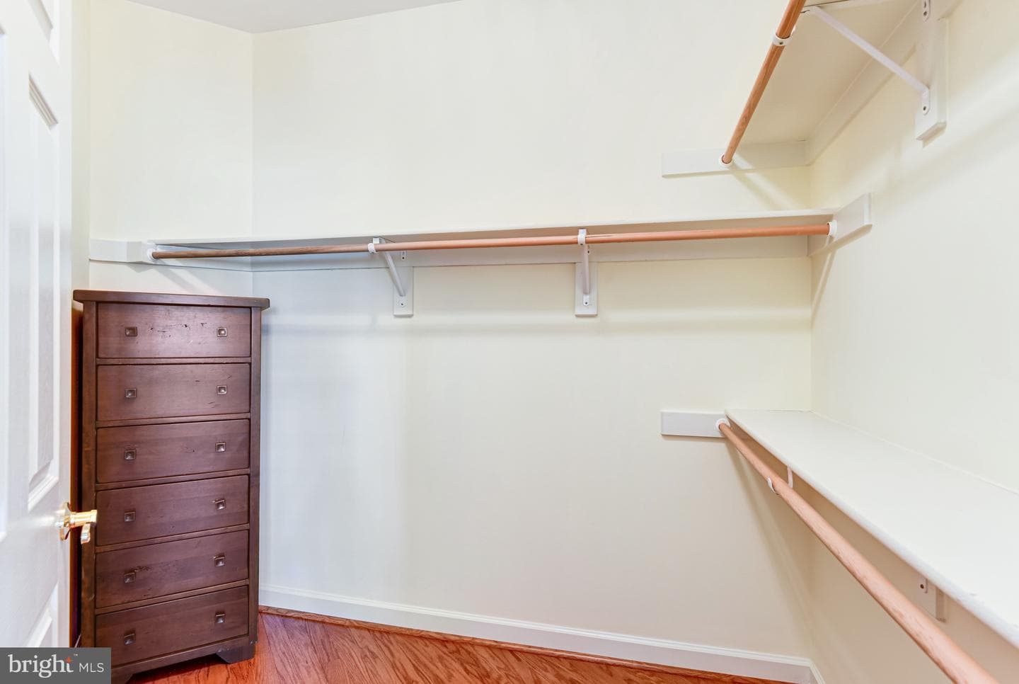 3842 Farrcroft Green photo 49