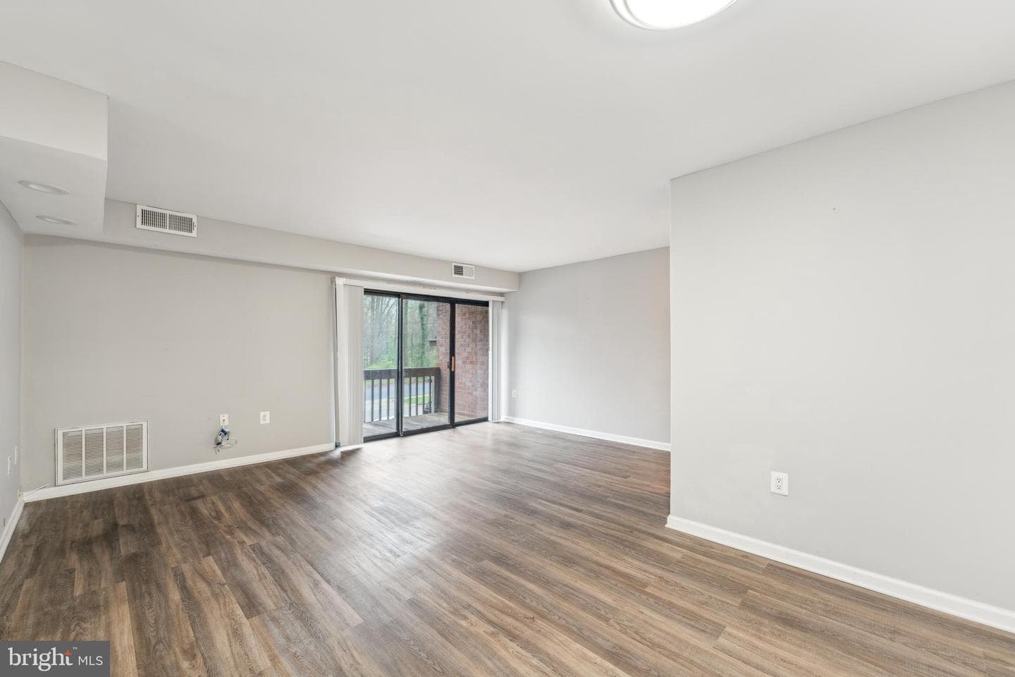 10724 W West Drive #204 photo 4