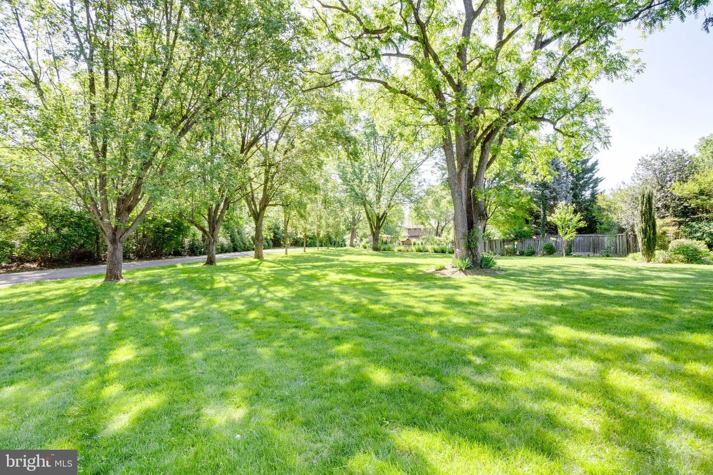 10501 Oak Place Ct photo 43