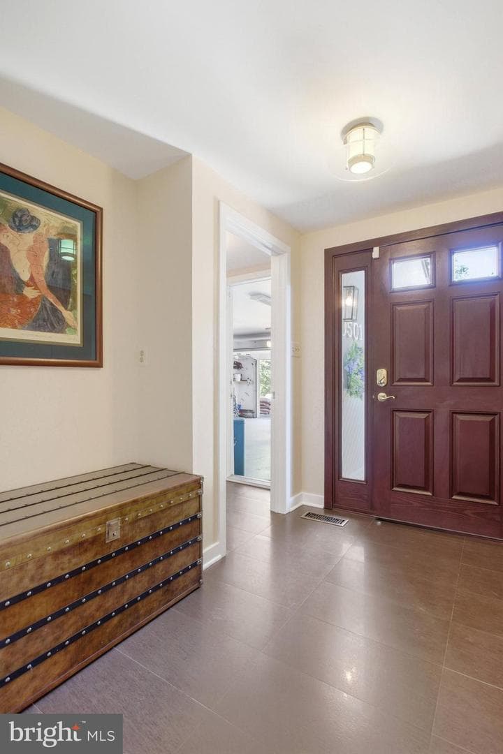 10501 Oak Place Ct photo 5