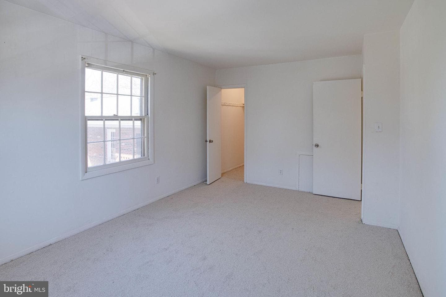 3945 Lyndhurst Drive #301 photo 21