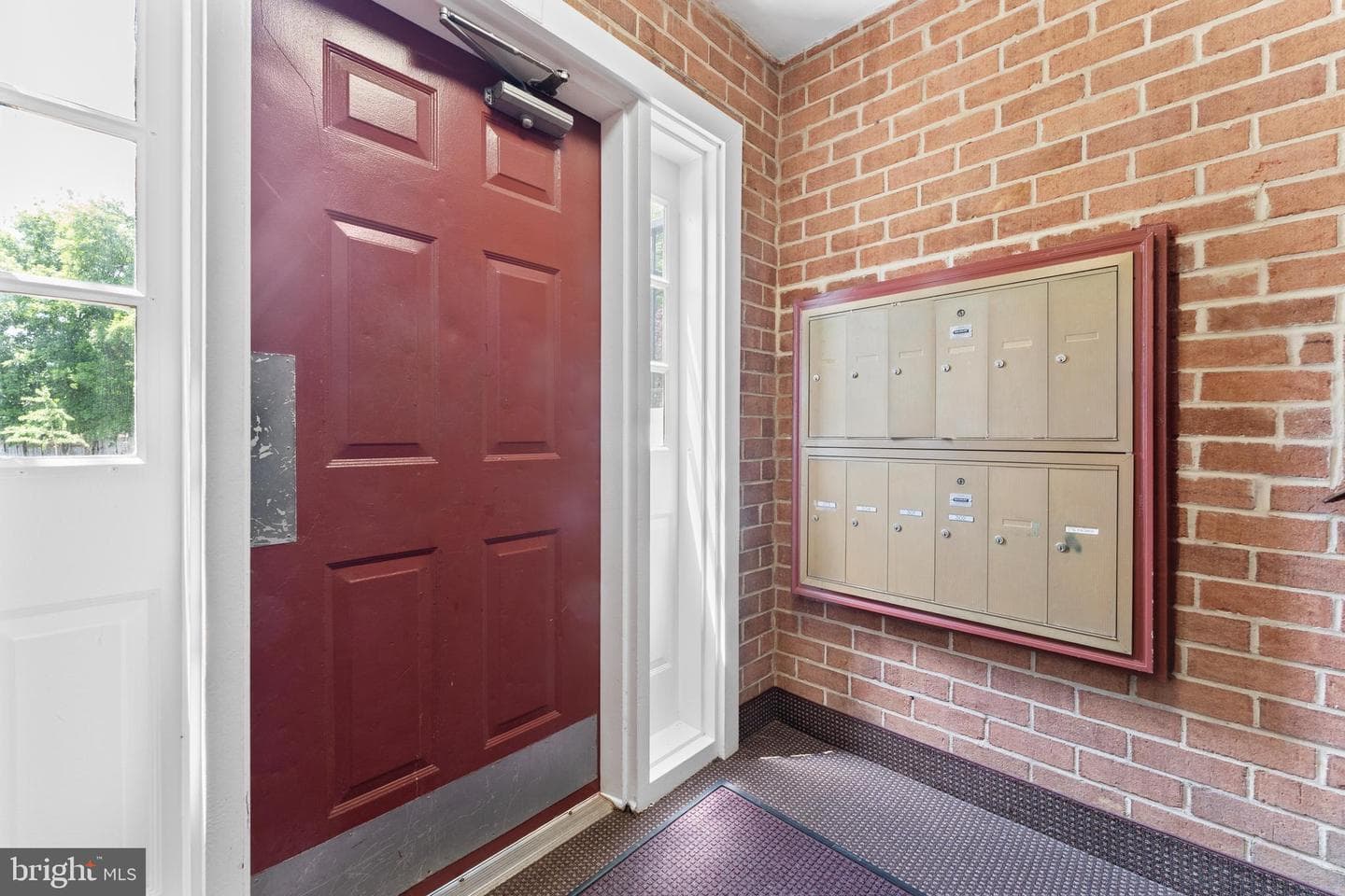 9485 Fairfax Boulevard #303 photo 10