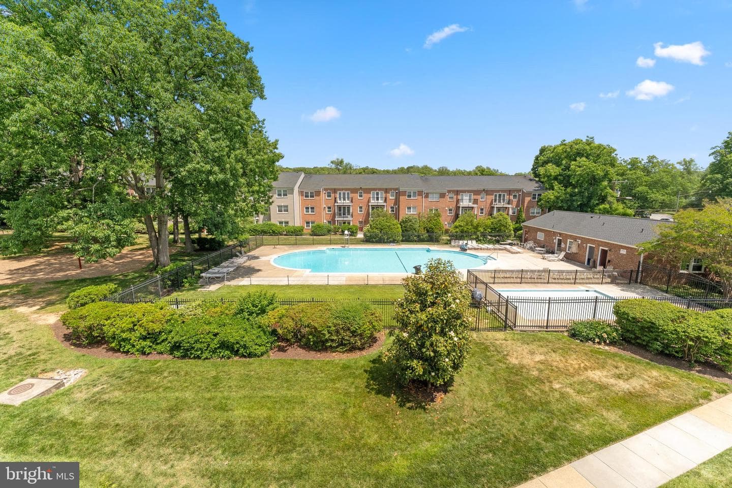 9485 Fairfax Boulevard #303 photo 24
