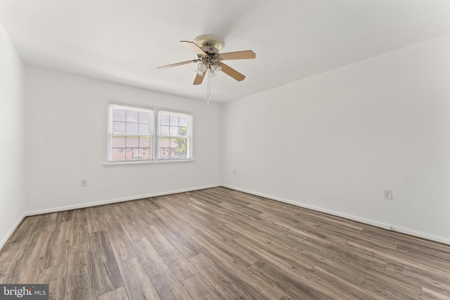 9485 Fairfax Boulevard #303 photo 7