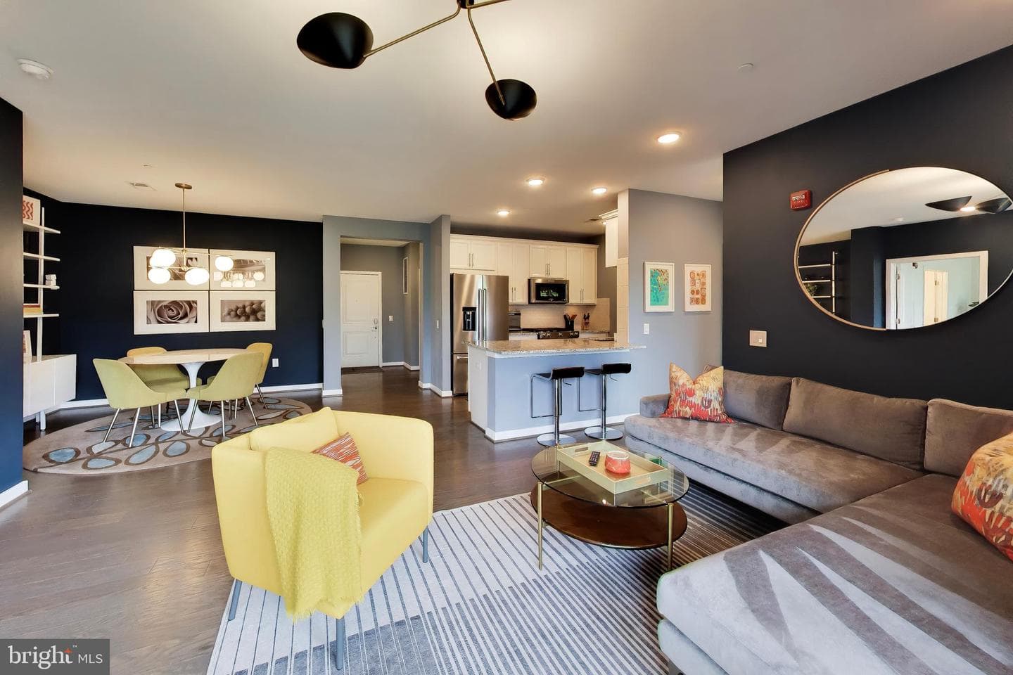 3985 Norton Place #206 photo 11