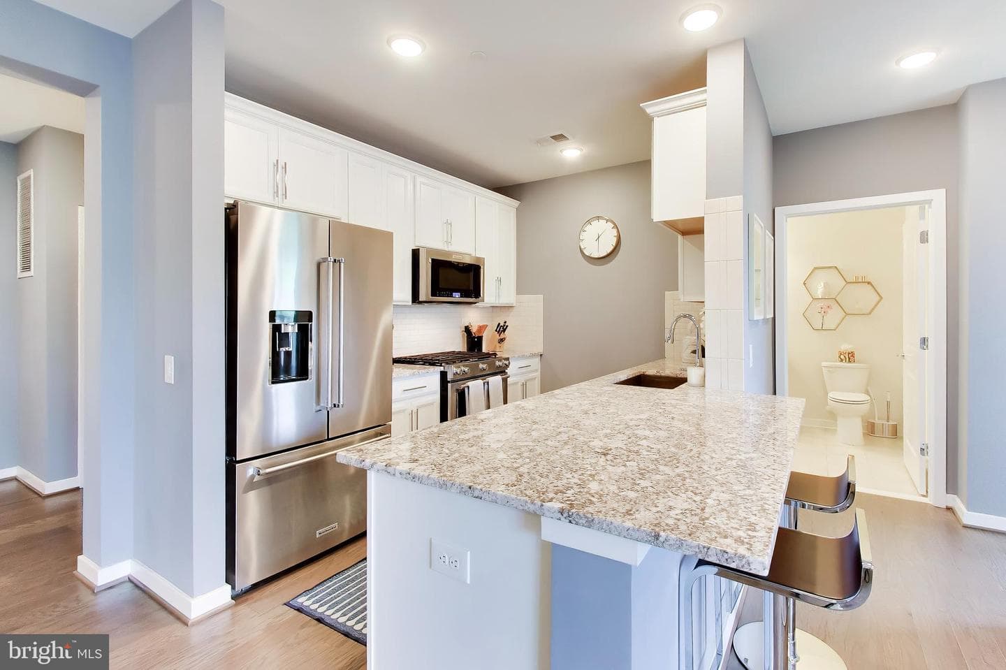 3985 Norton Place #206 photo 2