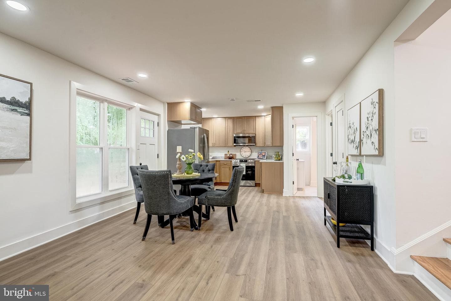 10915 Maple Street photo 13