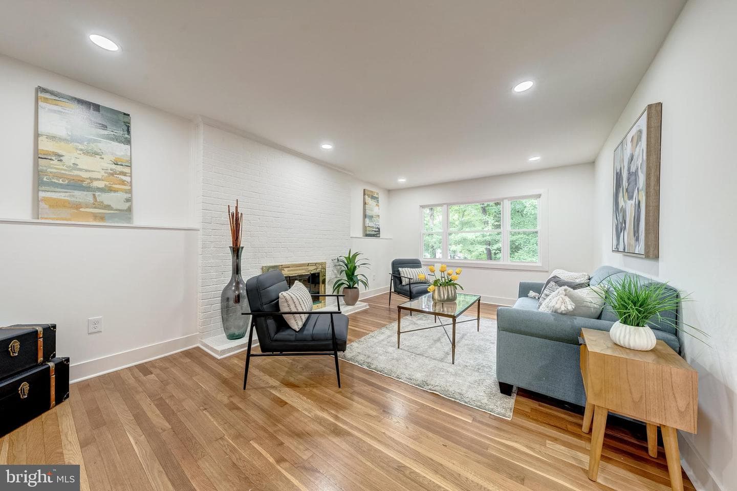 10915 Maple Street photo 5
