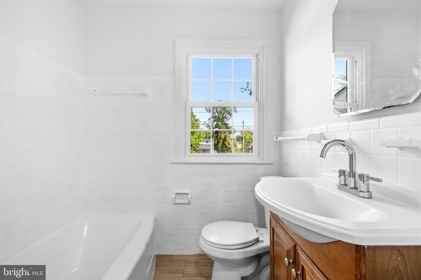 10705 Oak Pl photo 17