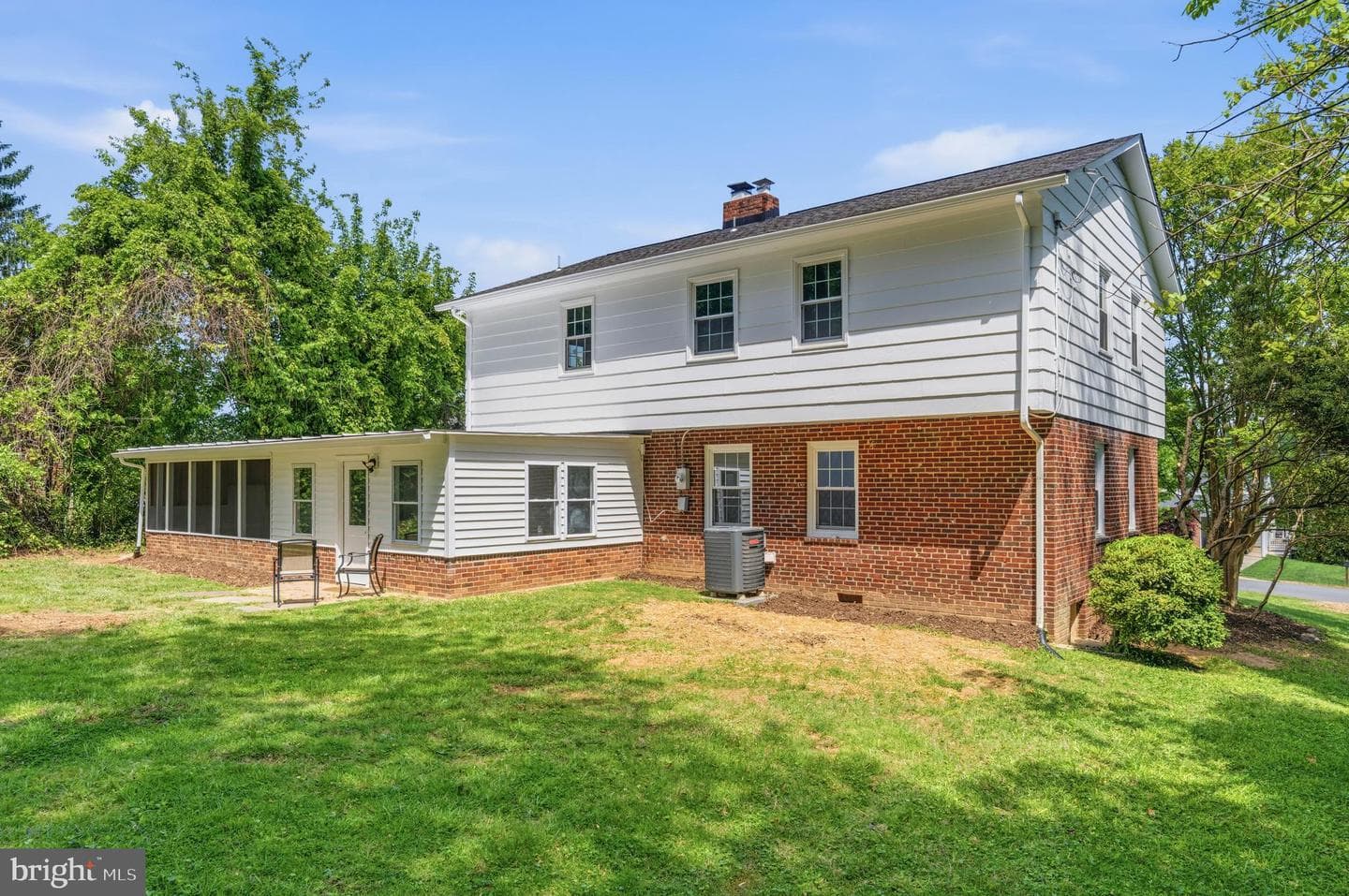 10705 Oak Pl photo 36