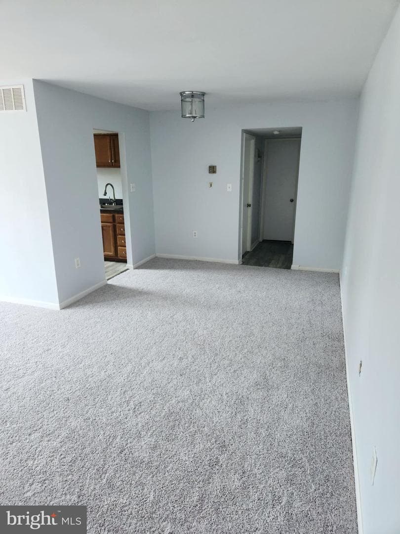 9471 Fairfax Boulevard #201 photo 6
