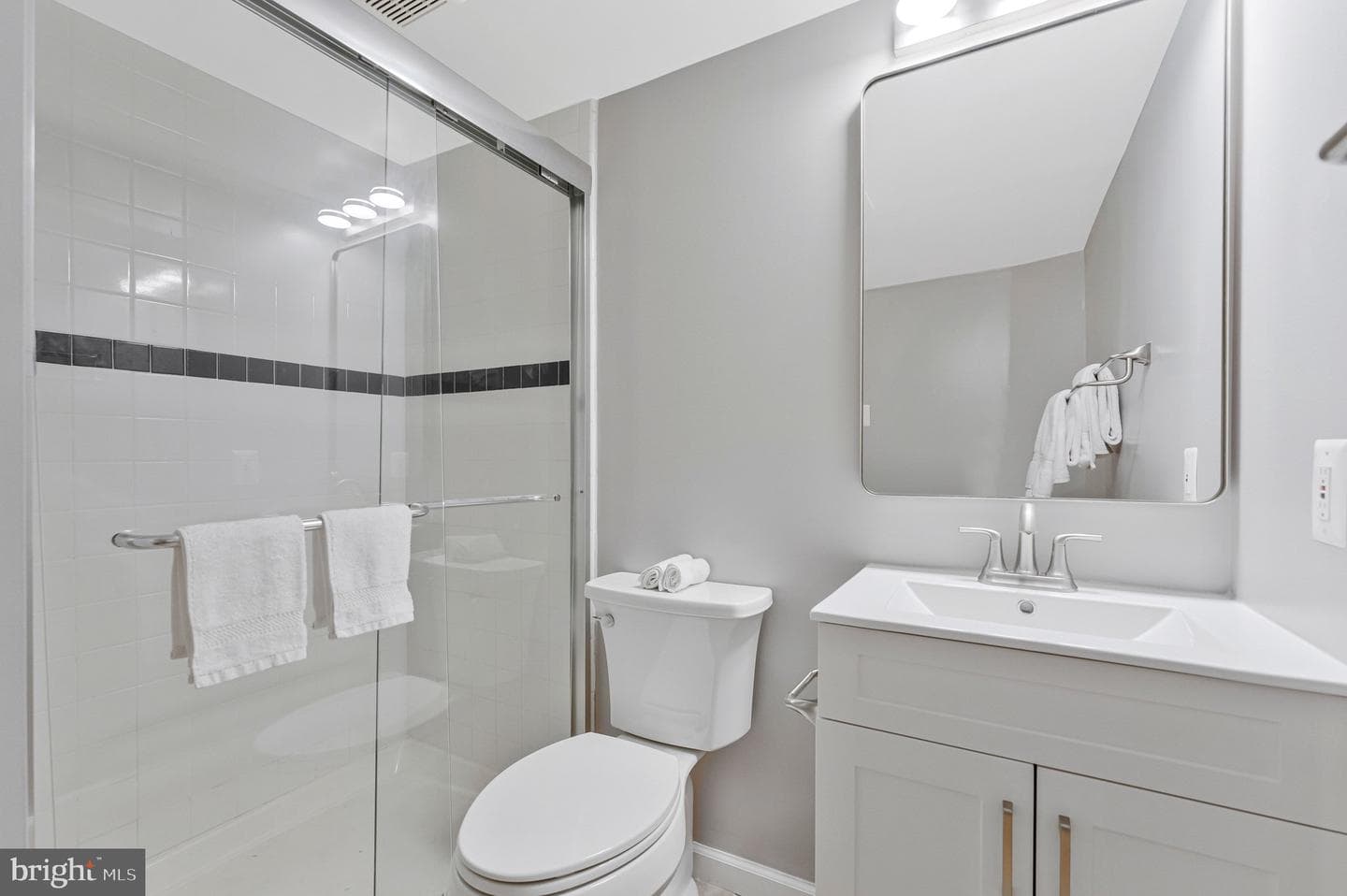 10371 Stratford Avenue photo 36
