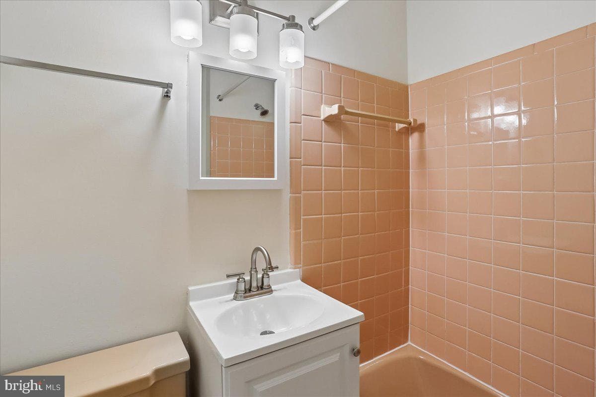 3604 Heritage Lane photo 37
