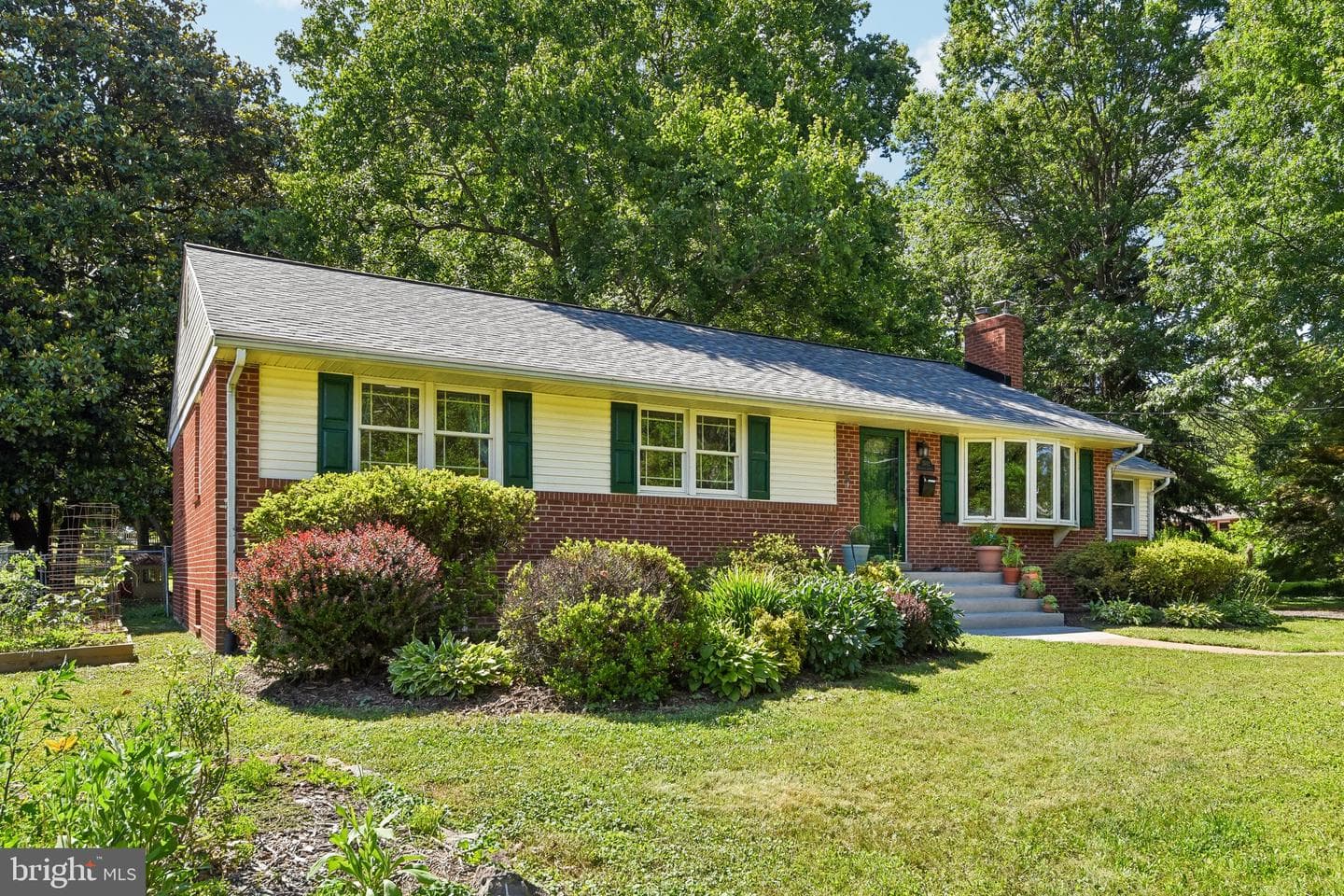 3502 Burrows Avenue photo 2