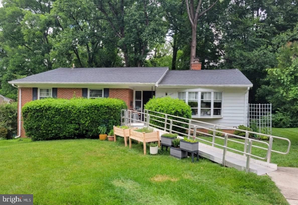 10104 Scout Drive, Fairfax