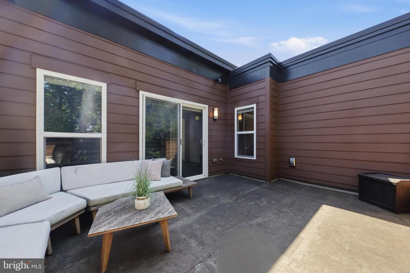 3544 Sutton Heights Circle photo 42