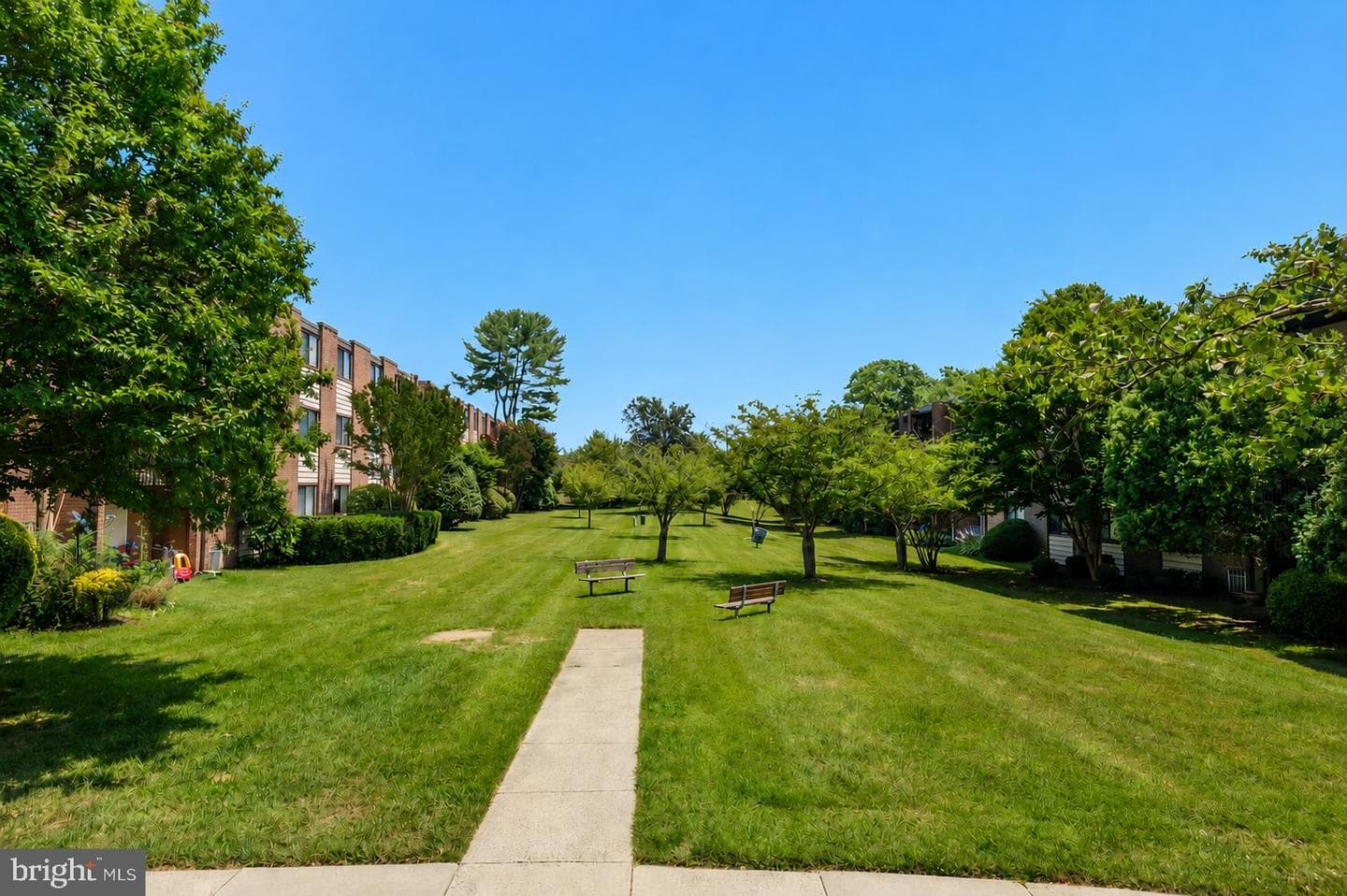 10725 West Drive #303 photo 25