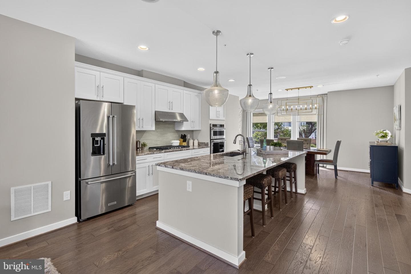 3957 Oak Street photo 19