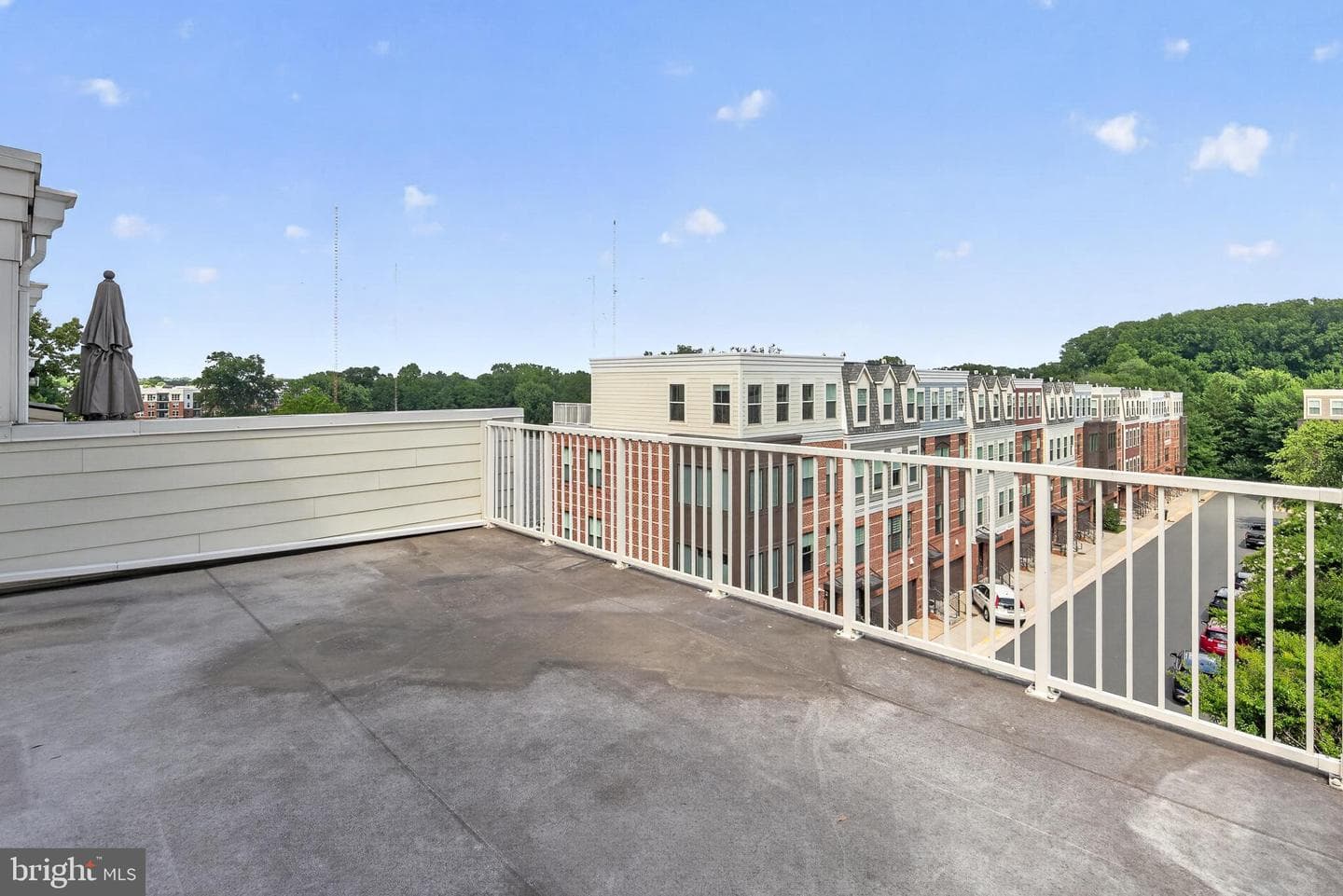 3957 Oak Street photo 45