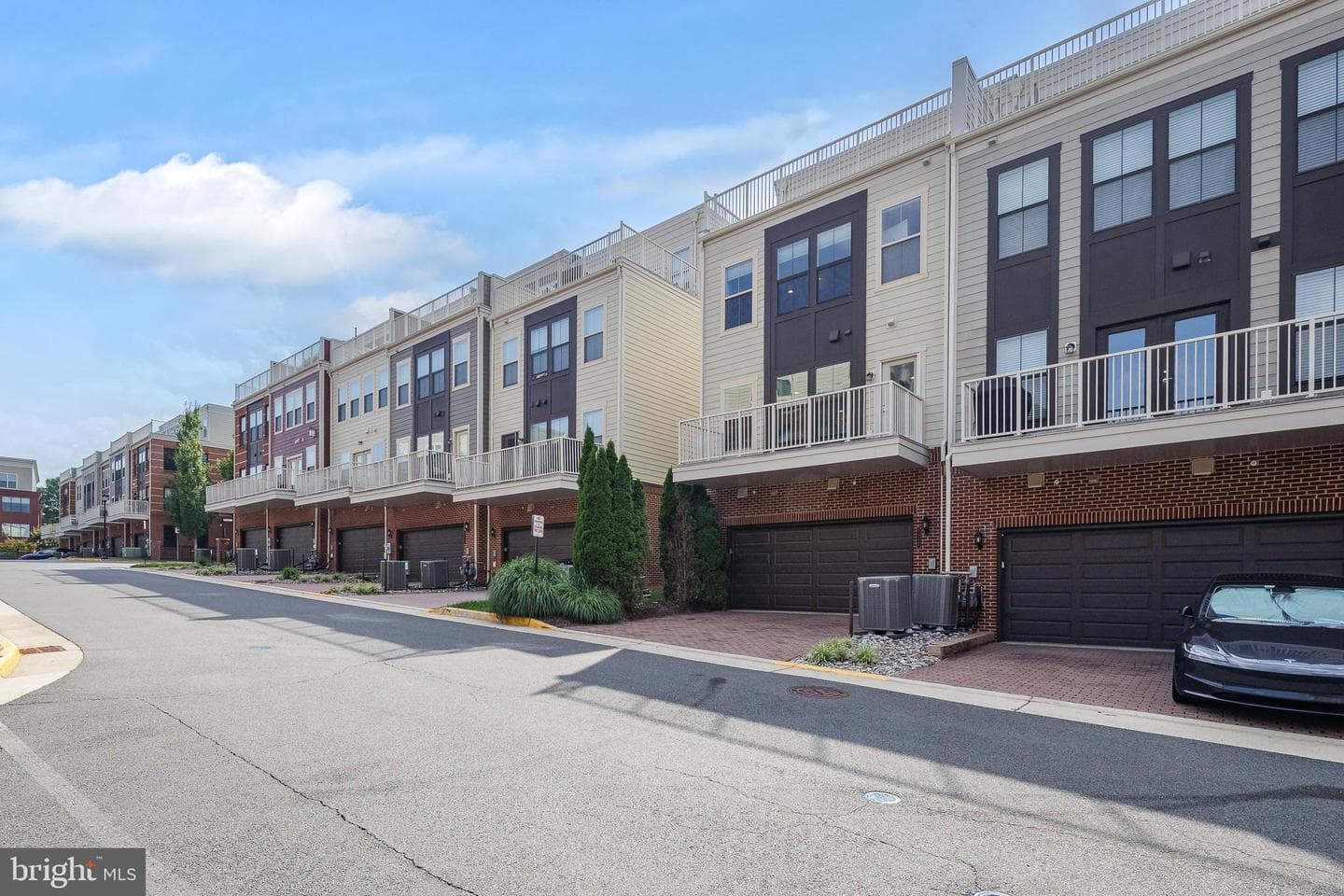 3957 Oak Street photo 52