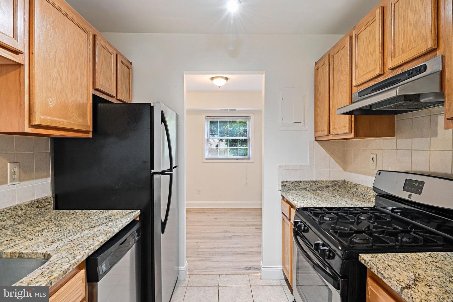 3860 Lyndhurst Drive #101 photo 12