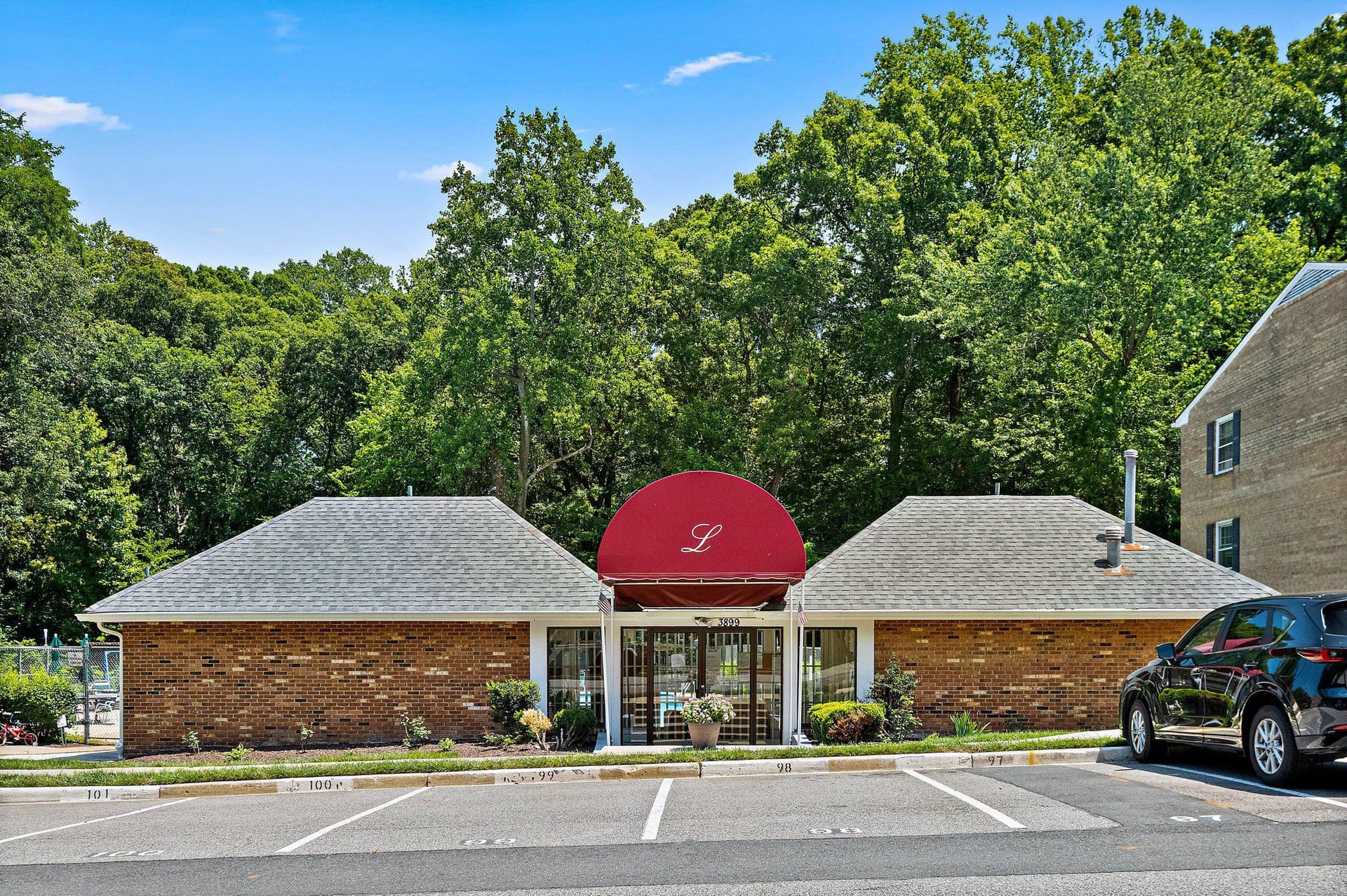 3860 Lyndhurst Drive #101 photo 25