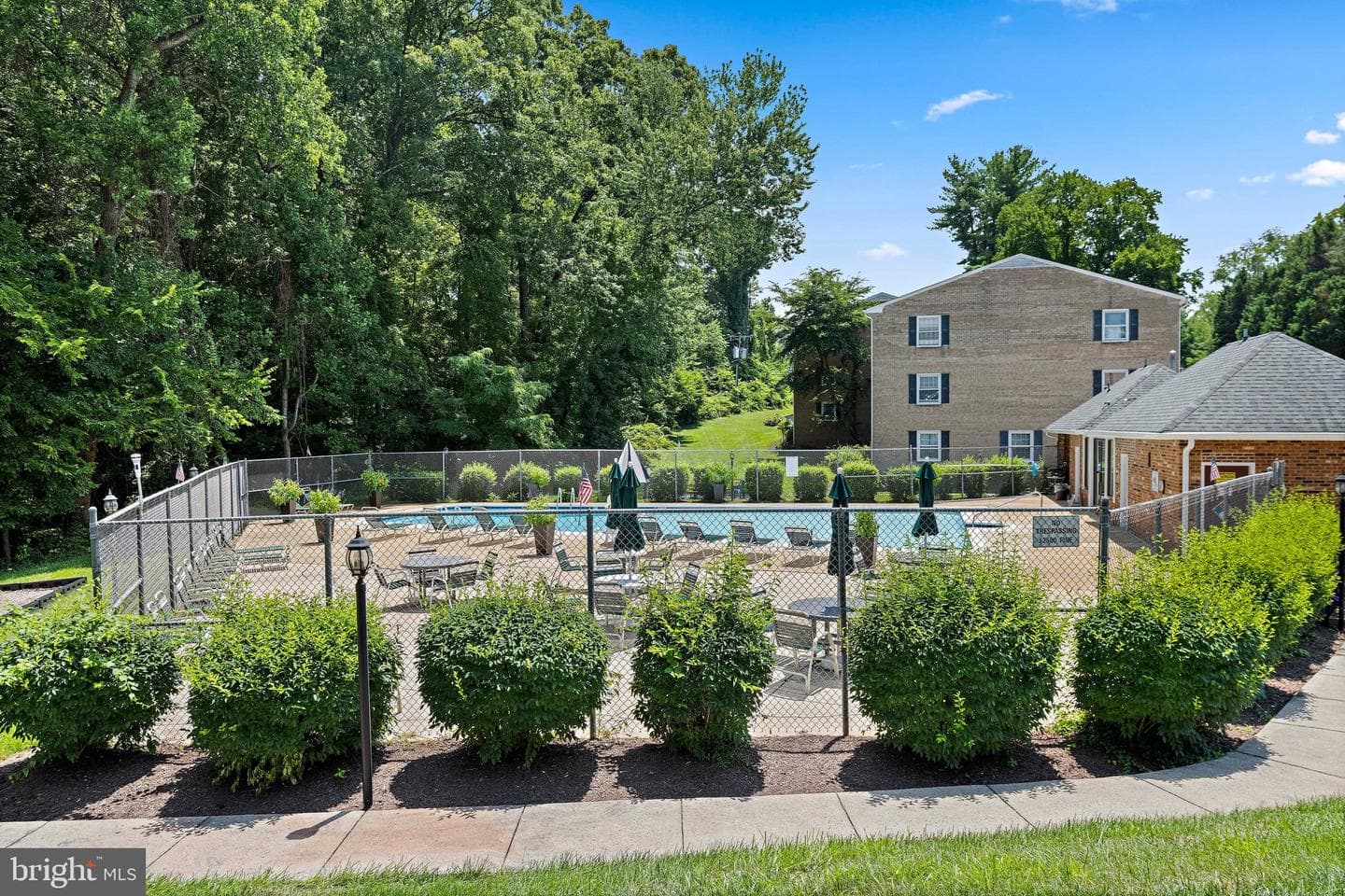 3860 Lyndhurst Drive #101 photo 26